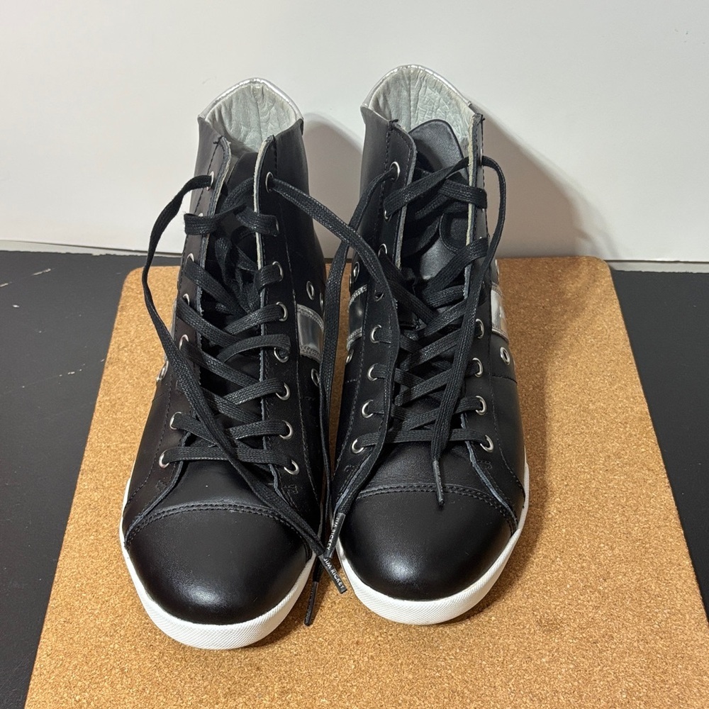 B2ST X Jim Rickey Collaboration Leather Sneakers Size 8 Gender Neutral Unisex